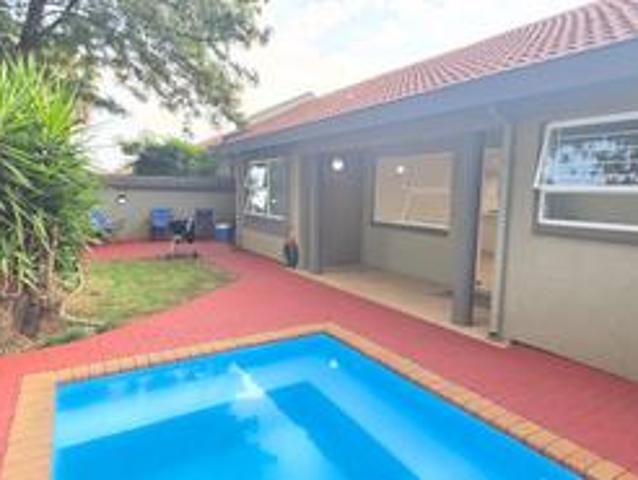 Townhouse for sale in Sedibeng, Gauteng