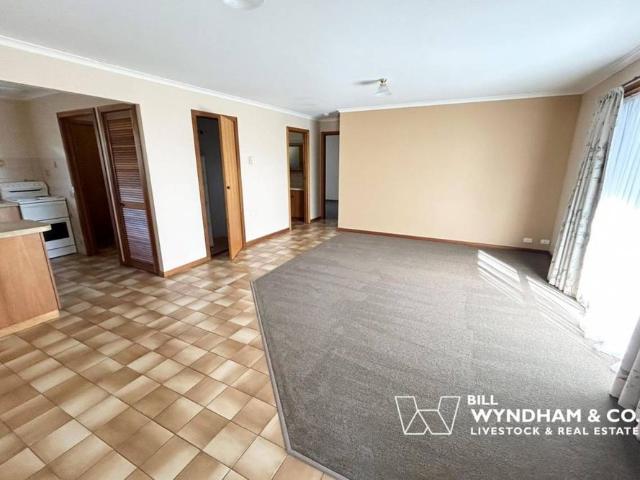 House for rent in Wy Yung, Victoria