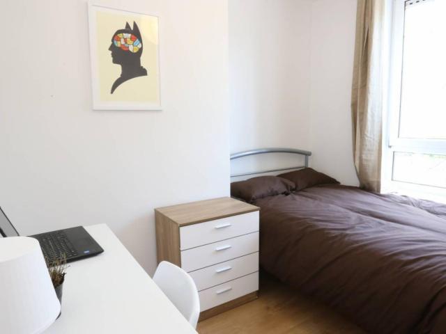 Room for rent in Bromley-by-Bow, Bow
