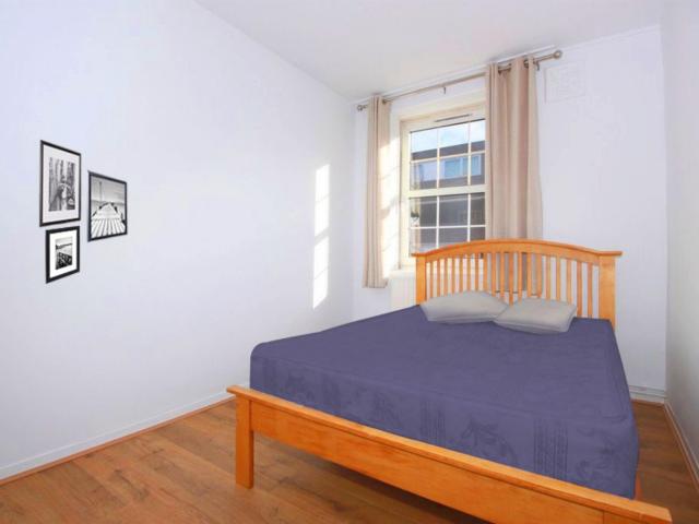 Room for rent in Clerkenwell, Isle Of Man