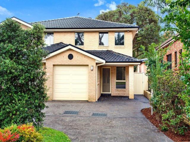 Duplex for rent in Sydney, New South Wales