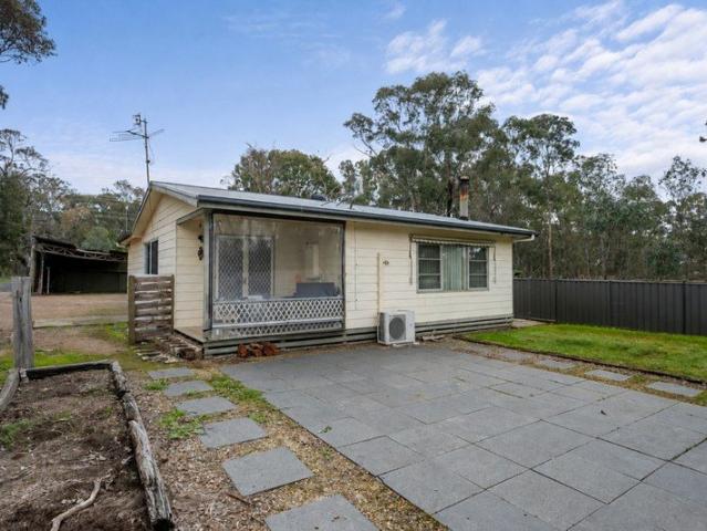 House for sale in Ravenswood, Victoria