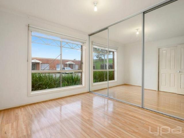 Apartment for rent in Melton South, Melbourne