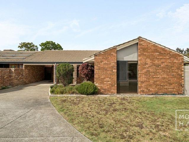 Villa for rent in Shelley, City of Canning