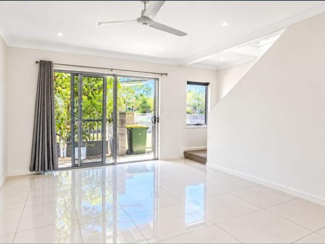Apartment for rent in Kings Creek, Queensland