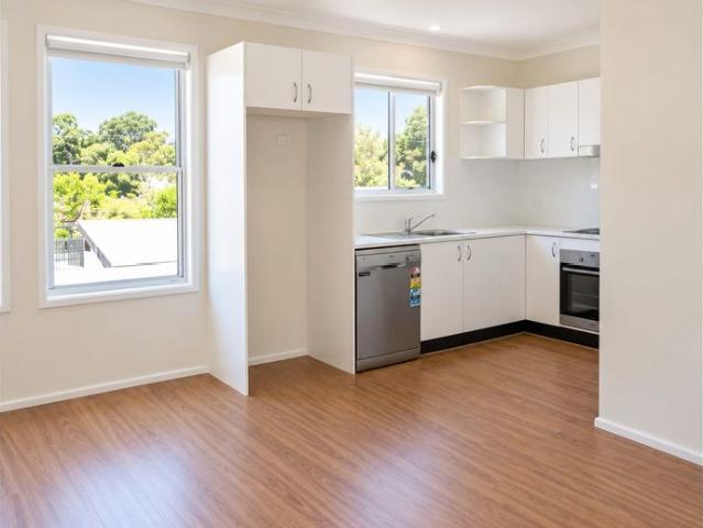 House for rent in Wyoming, Gosford