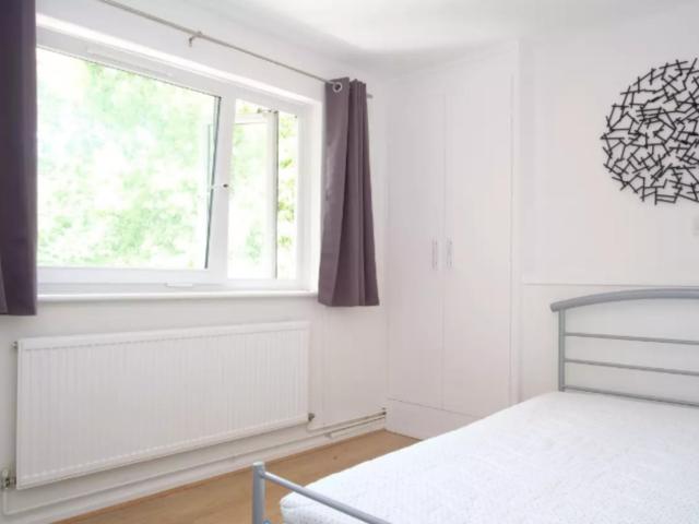 Room for rent in Stepney, Greater London