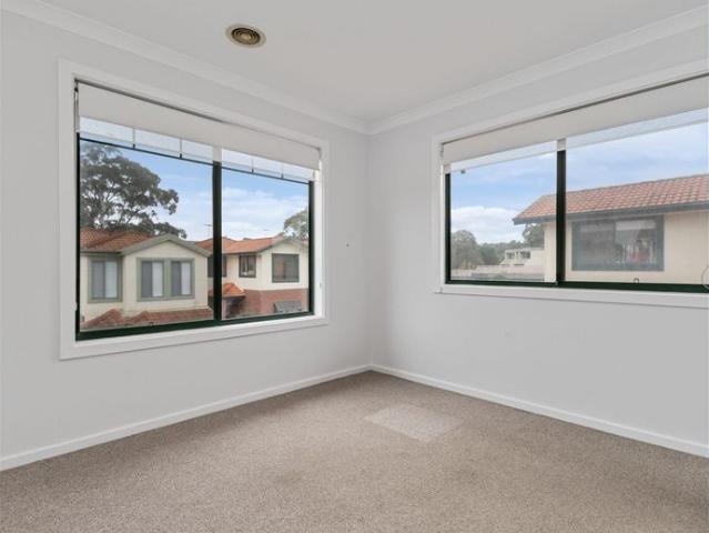Townhouse for rent in Camerons Creek, Victoria