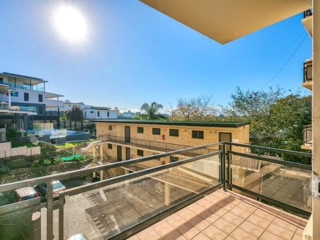 Apartment for rent in Toombul, Queensland