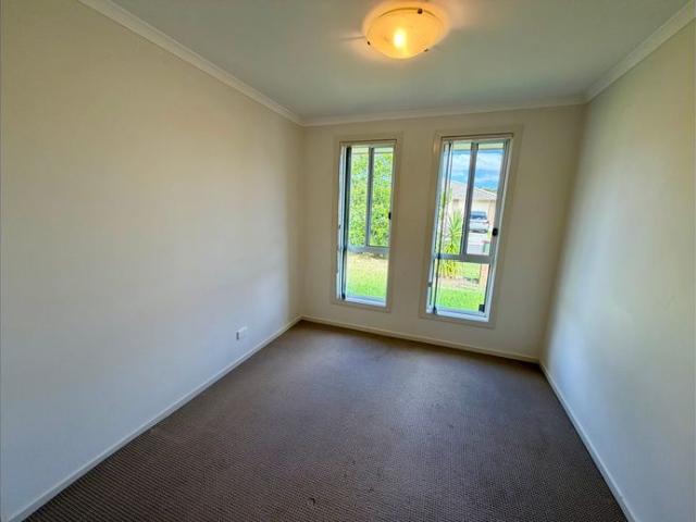 House for rent in West Nowra, New South Wales