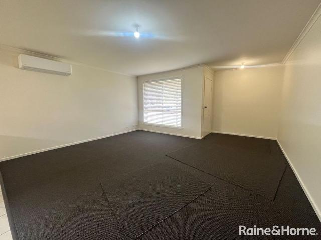 House for rent in Deer Park, Melbourne