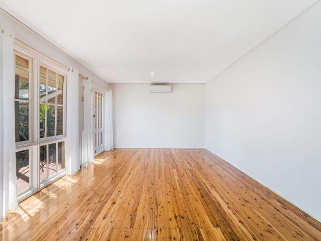 House for rent in Bradbury, Sydney