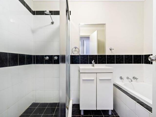 Townhouse for rent in Sydney, New South Wales