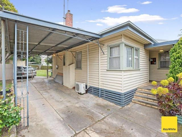 House for sale in Long Gully, Bendigo