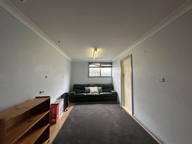 Granny Flat for rent in Benalla, Victoria