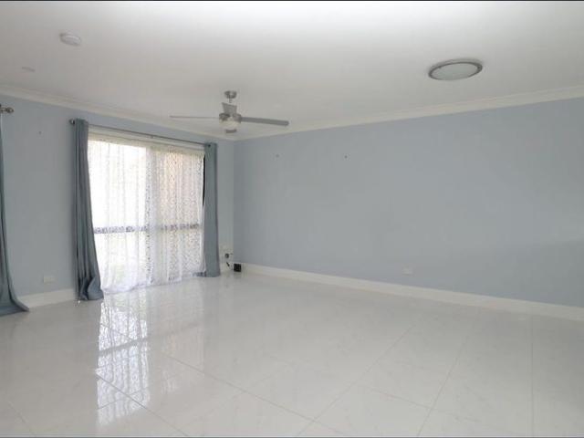 Townhouse for rent in Toombul, Queensland