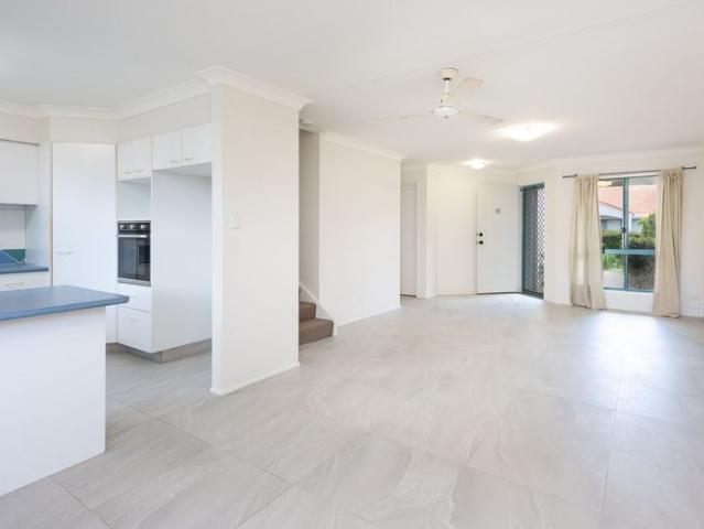 Townhouse for rent in Coomera, Gold Coast City