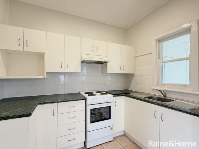Duplex for rent in Dapto, Wollongong City Council