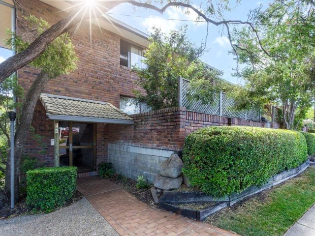 Apartment for rent in Toombul, Queensland