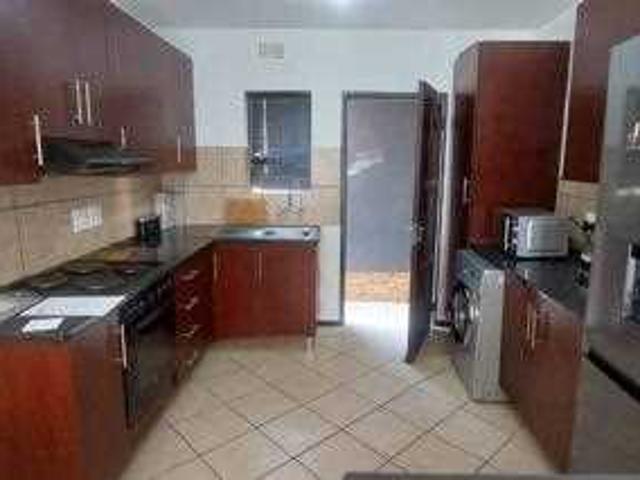 Townhouse for sale in Ekurhuleni, Gauteng