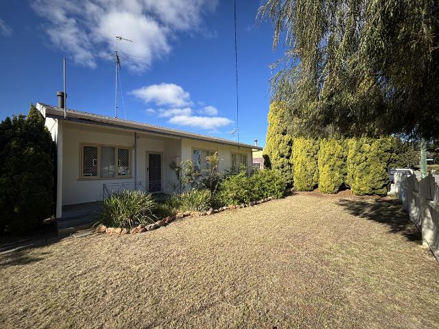 House for rent in Dudley Park, Western Australia