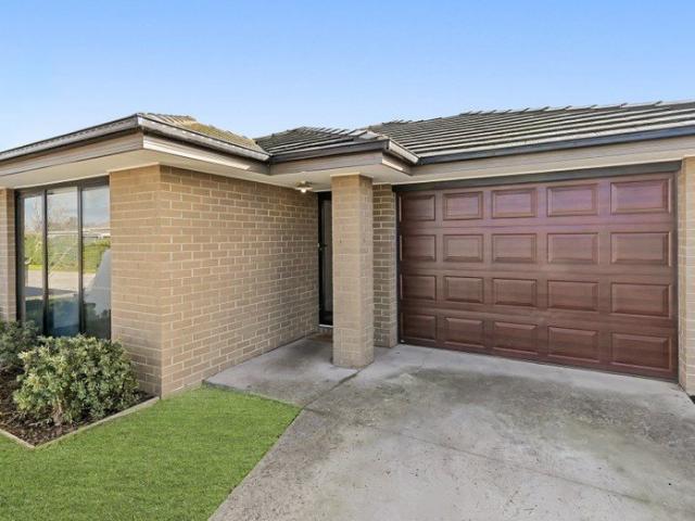 House for rent in Longwarry, Victoria