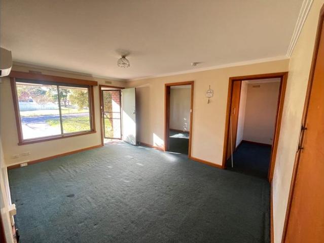 Apartment for rent in Sale, Victoria
