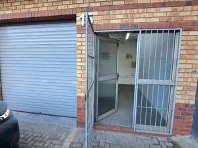 Commercial for rent in UMhlathuze Municipality, Kwazulu-natal