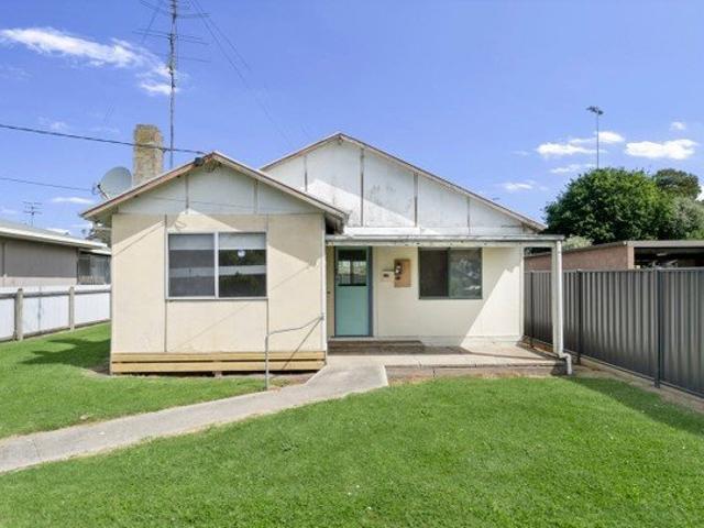 House for sale in Elliminyt, Victoria