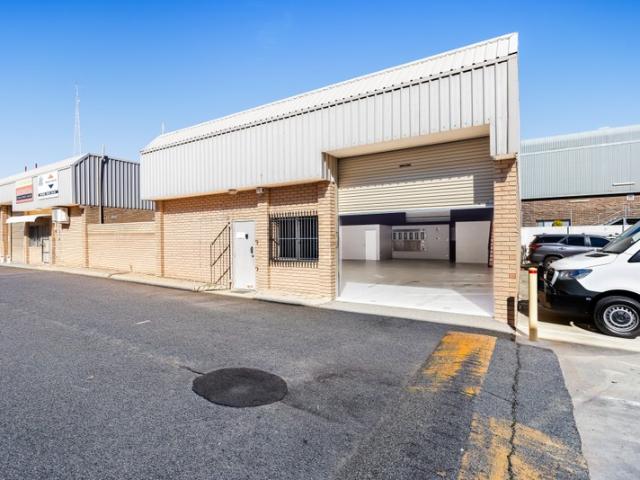 Warehouse for rent in Stirling, Western Australia