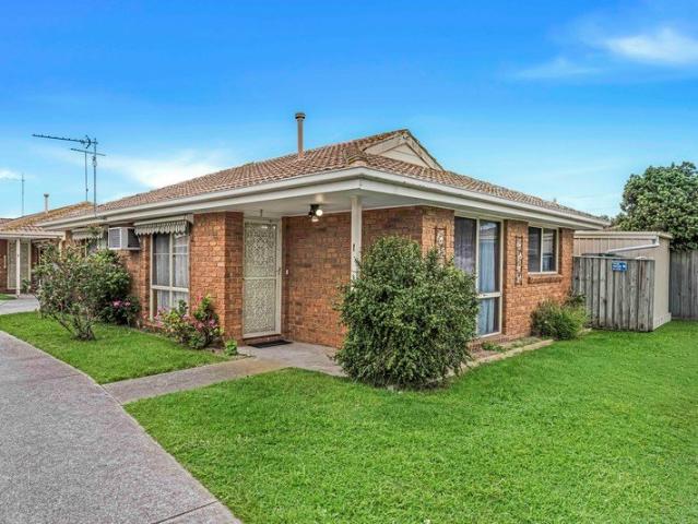 Apartment for sale in Newcomb, Geelong