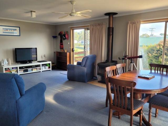 House for rent in White Beach, Tasmania
