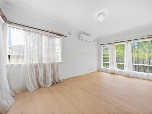 House for rent in Glenfield, Sydney