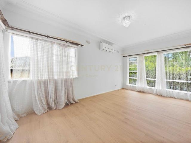 House for rent in Glenfield, Sydney