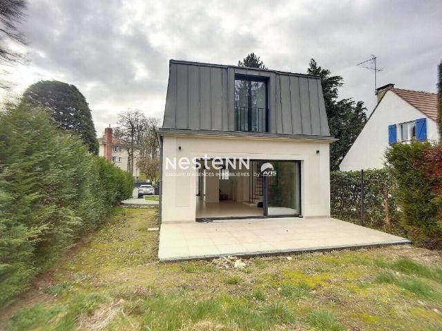 Maison location à Neauphle-le-Château, Yvelines