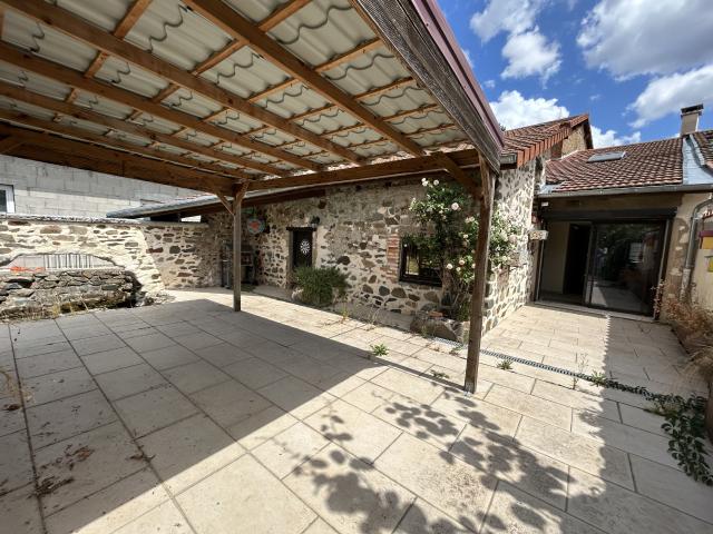 Maison vente à Neaux Maison vente à Neaux