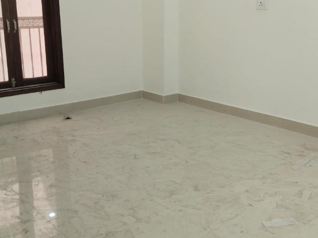 Property for rent in Deri