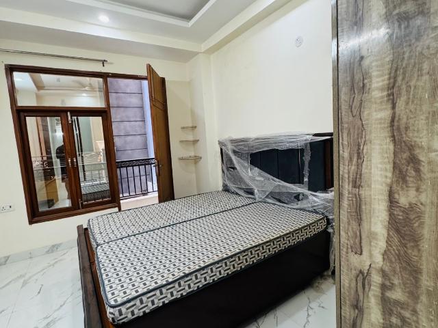 Property for rent in Deri