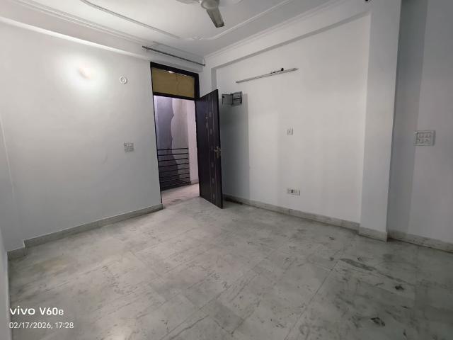 Property for rent in Deri