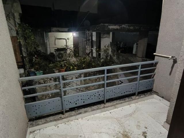 Property for rent in Deri
