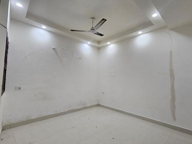 Property for rent in Deri