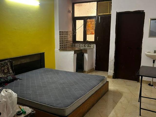 Property for rent in Deri