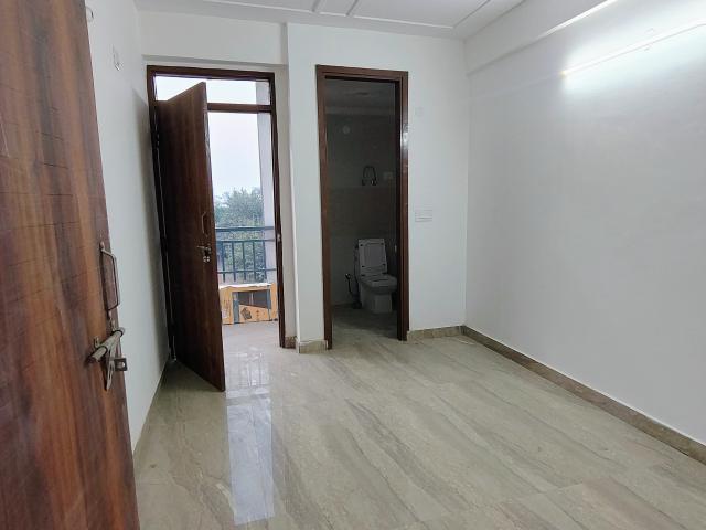 Flat for rent in Deri