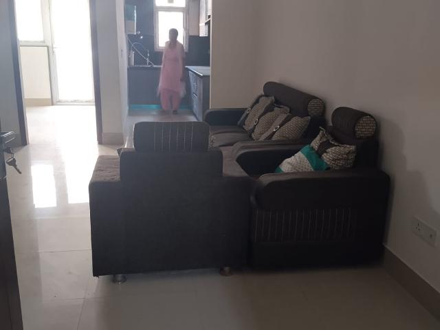 Property for rent in Deri