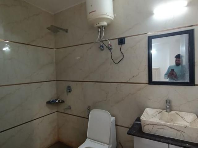 Property for rent in Deri