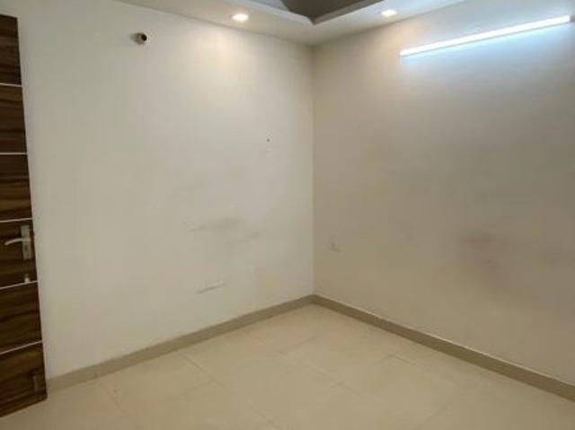 Property for rent in Deri