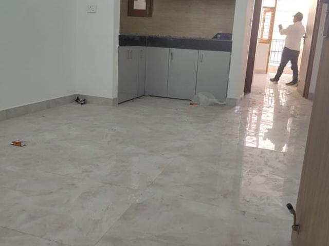 Property for rent in Deri