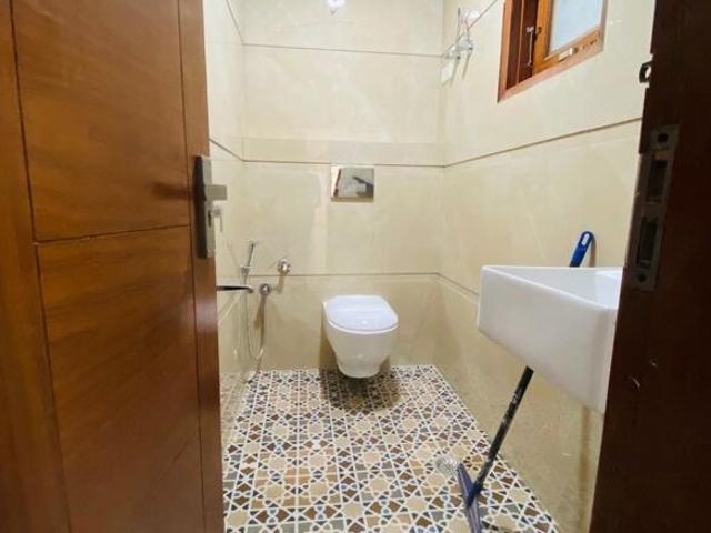Property for rent in Deri