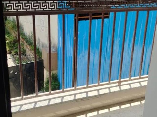 Property for rent in Deri