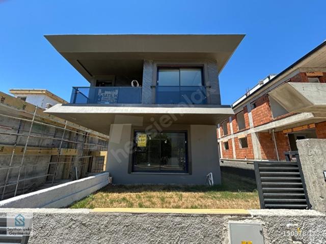Seferihisar, İzmir içerisinde satılık Villa